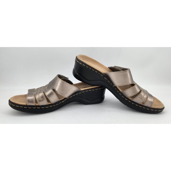 Clarks Women's 8M Lexi Sabrina Sandals Pewter Metallic Leather Slip On Wedge - Picture 9 of 10